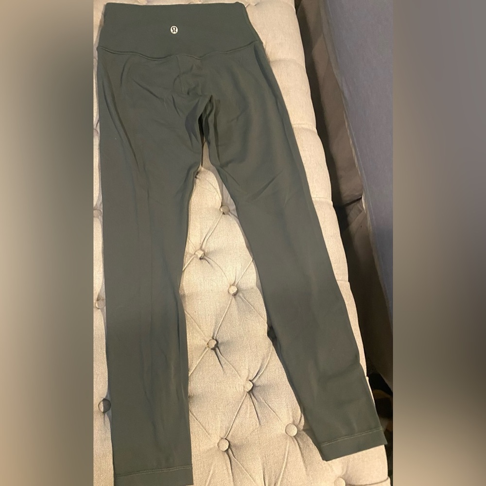Green mint Lulu lemons